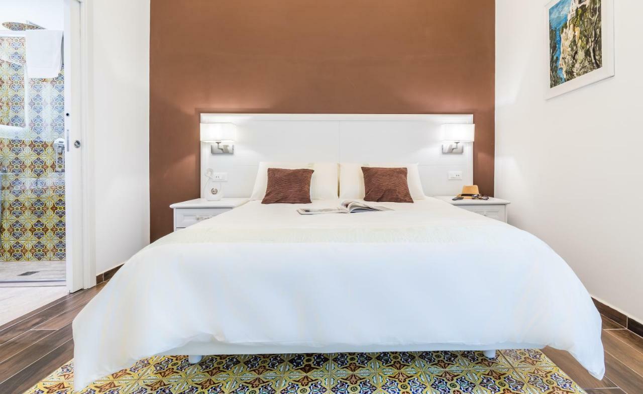 Suites Sorrento Elegance Buitenkant foto